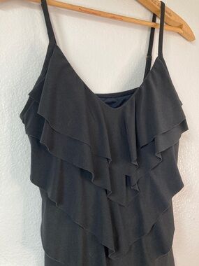 Vanishing Act by magic brands Ruffle Tiered tankini Swim Top Slimming sz 8